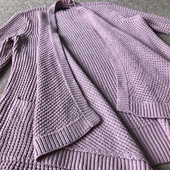 American Eagle Cardigan - Picture 3 of 4